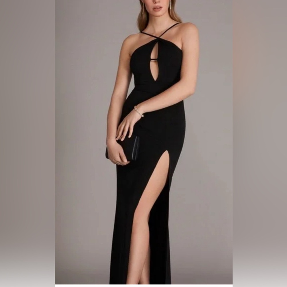 New with tags women’s size small le chateau gown